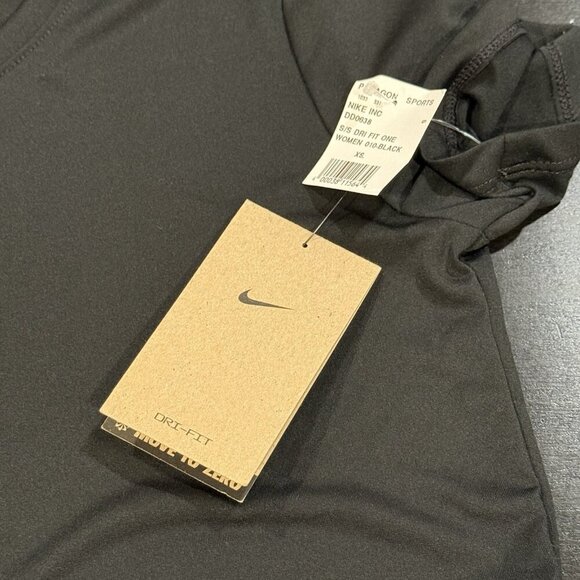 NWT Nike Luxe Dri-FIT Short Sleeve Black Performance Shirt DD0618 Womens XS - Picture 4 of 8